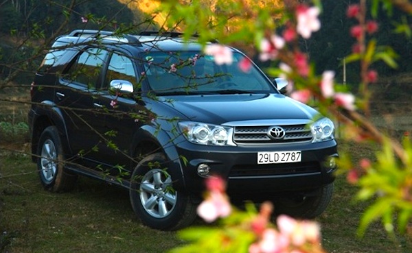 toyota fortuner 2010 vietnam #6