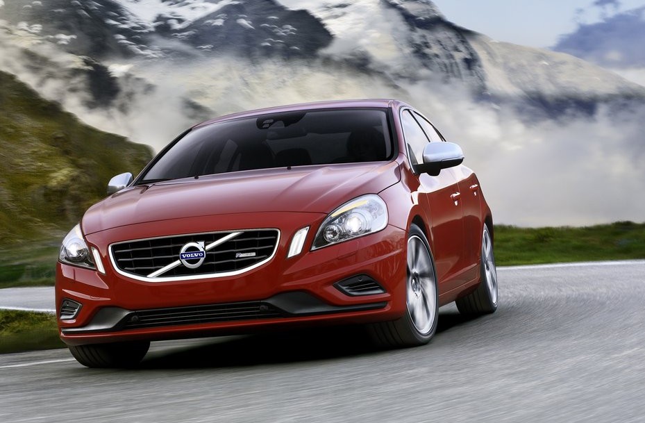 Volvo-S60_R-Design_2011_1024x768_wallpaper_03