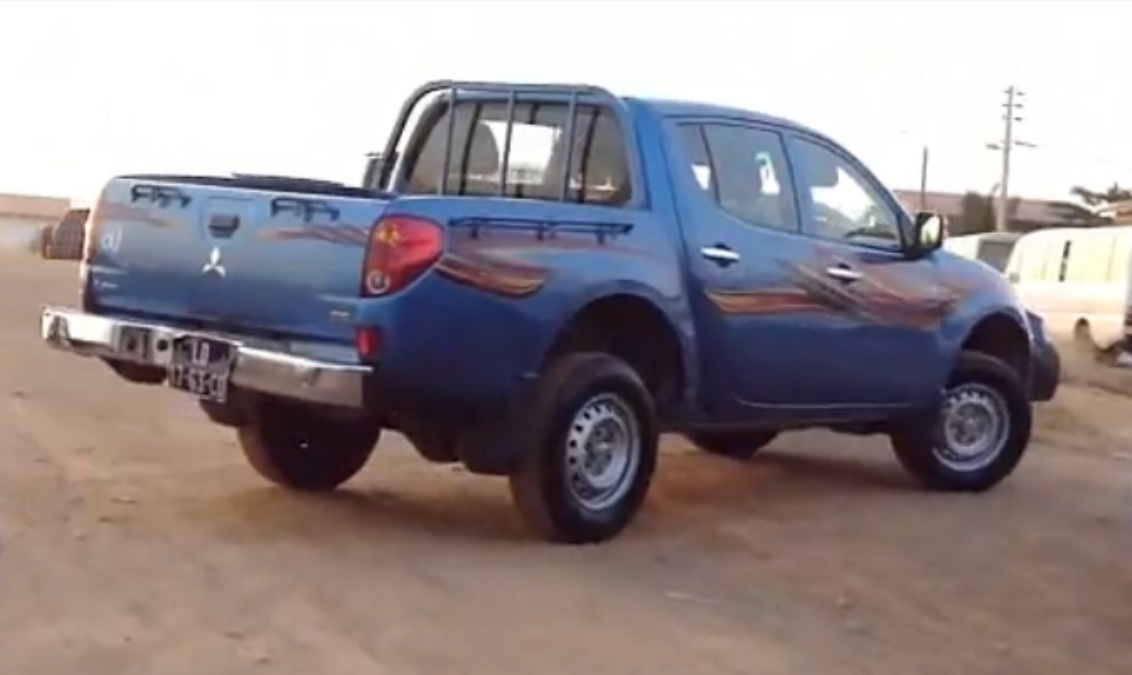 Mitsubishi L200 Angola2