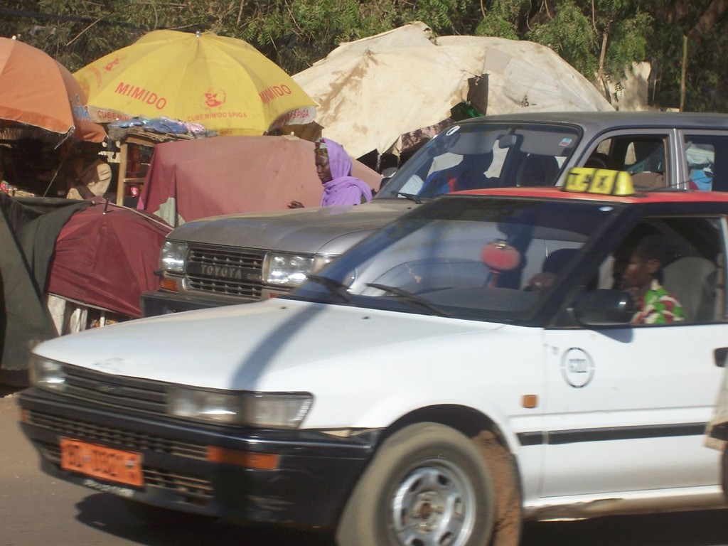 Niamey Street scene B