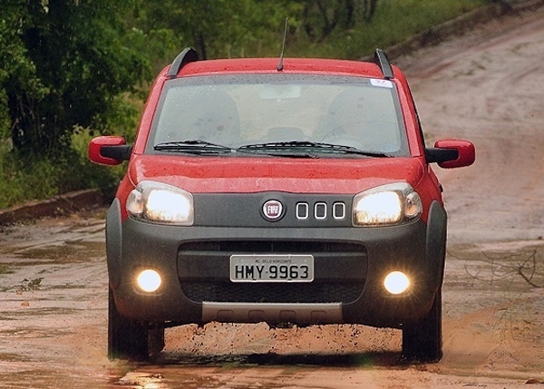  the Fiat Uno confirms its new Brazilian king status midway 