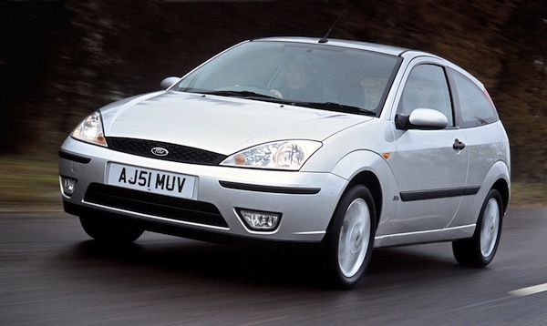 Ford-Focus-UK-2003.jpg