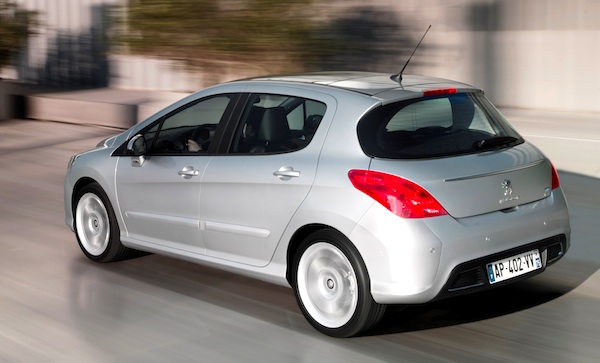 Peugeot 308 France June 2011b