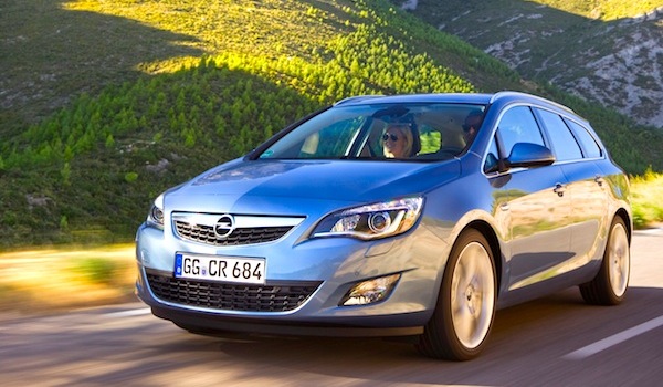 Opel Astra Poland June 2011
