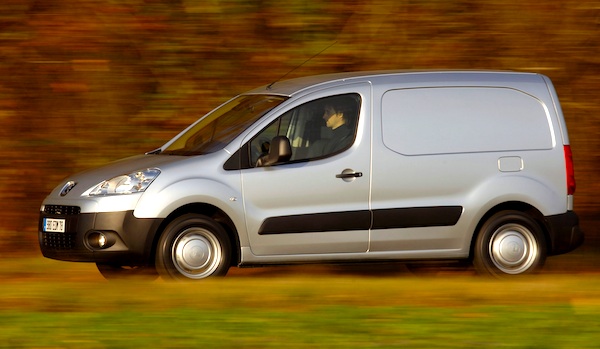 Peugeot Partner Spain August 2011