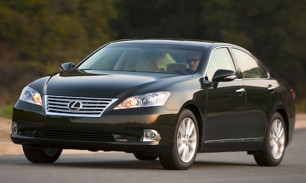 Lexus ES Bahrain November 2011