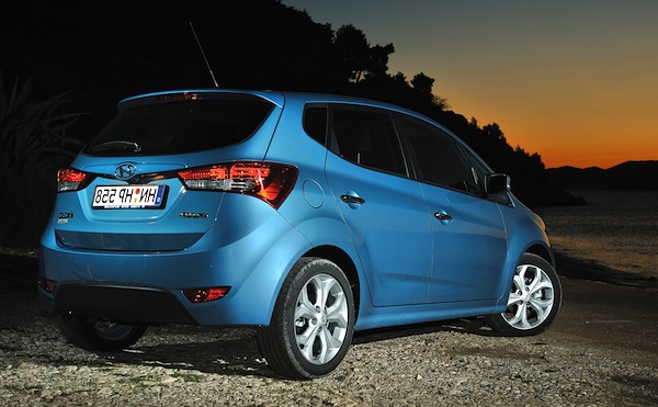 Hyundai ix20 Italy December 2011