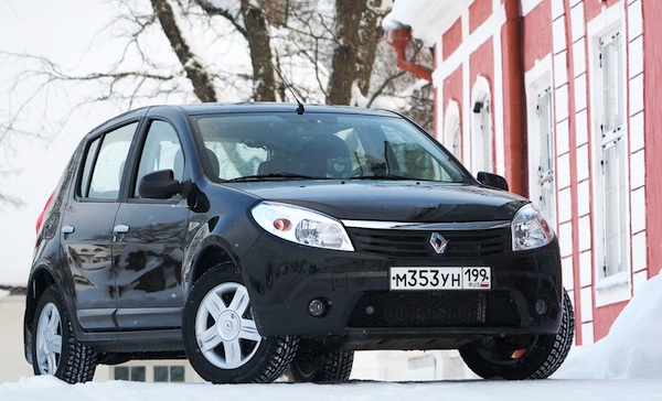 Renault Sandero Russia December 2011