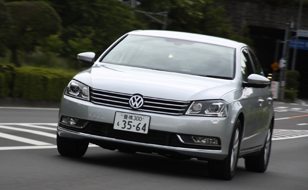 VW Passat Japan 2011