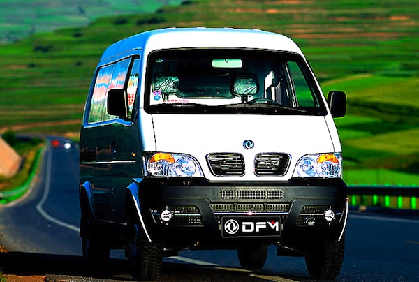 Dongfeng Cargo Van Dominican Republic 2011
