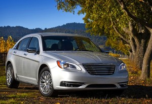 Chrysler 200 Canada April 2012