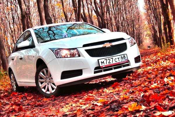 Chevrolet Cruze Russia June 2012