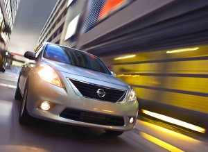 Nissan Versa Mexico June 2012