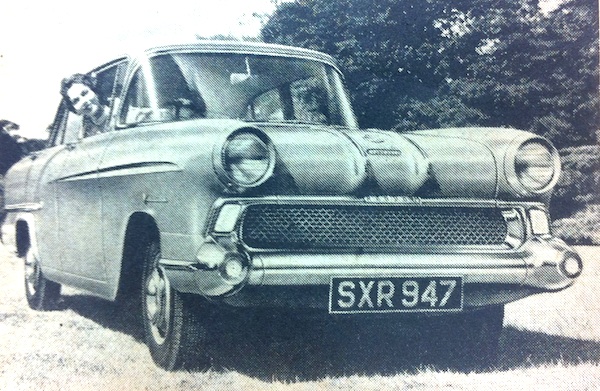 Vauxhall-Victor-Australia-1957