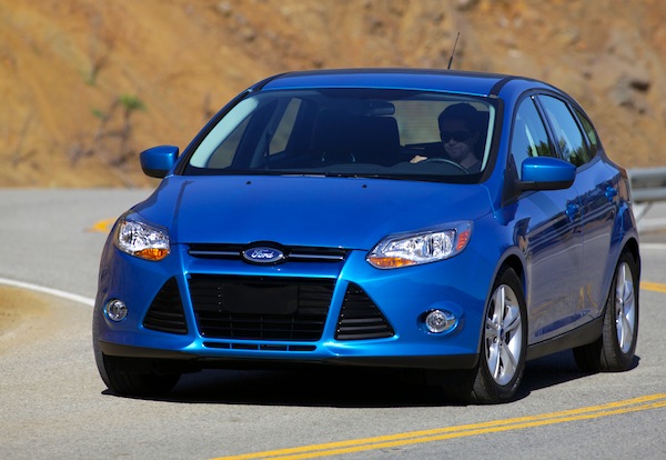 Ford Focus World August 2012
