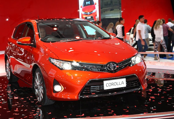 Toyota-Corolla-Sydney-Motor-Show-October-2012b.jpg