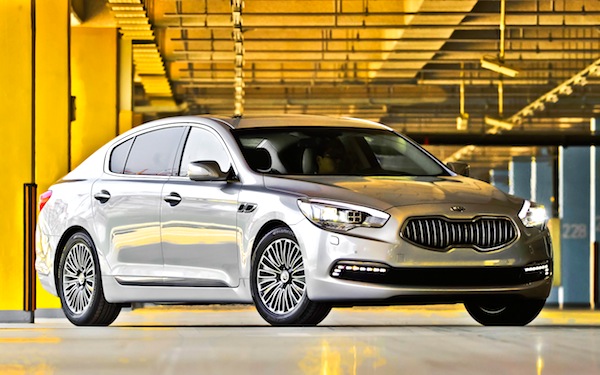 Kia Quoris UAE September 2012. Picture courtesy of Motoring ME