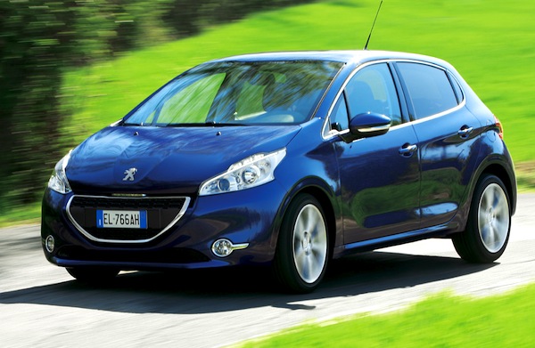 Peugeot 208 Italy October 2012