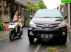 Daihatsu Xenia Indonesia December 2012