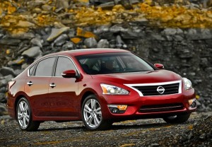 Nissan Altima Oman November 2012