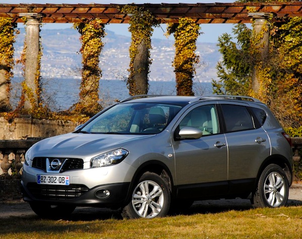 Nissan Qashqai France December 2012. Picture courtesy of auto-buzz.com