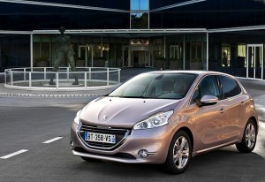 Peugeot 208 France December 2012