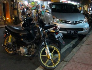 Toyota Avanza Indonesia November 2012