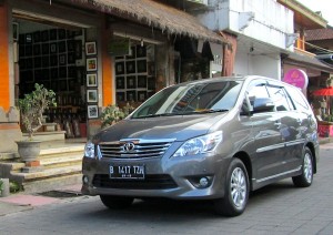 Toyota Innova Indonesia December 2012
