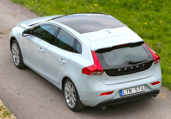 Volvo V40 Sweden November 2012