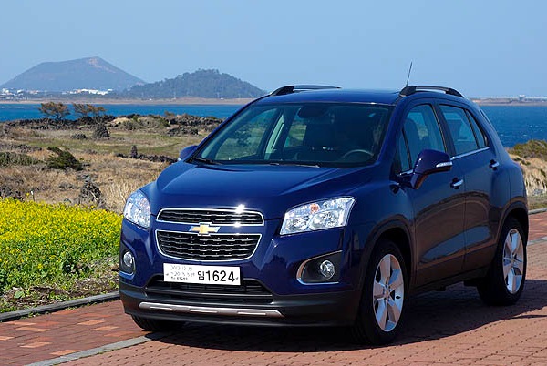 South Korea February 2013: SsangYong Korando Turismo lands ...