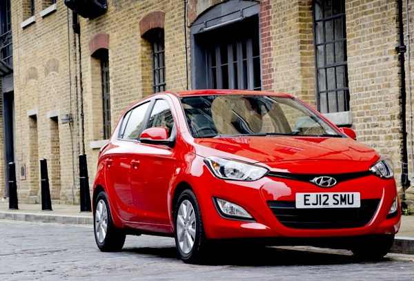 Hyundai i20 Greece April 2013