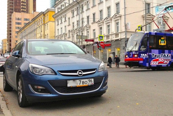 1 Opel Astra