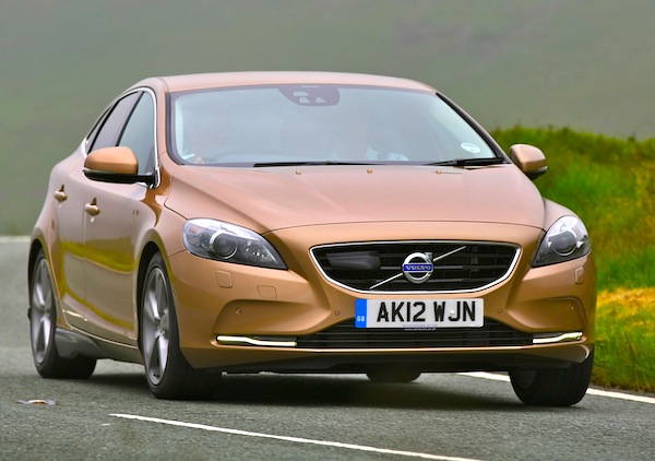 Volvo V40. Picture courtesy of www.autowp.ru