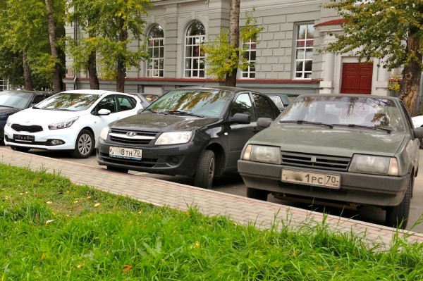 19 Lada Granta Kia Ceed Lada Samara