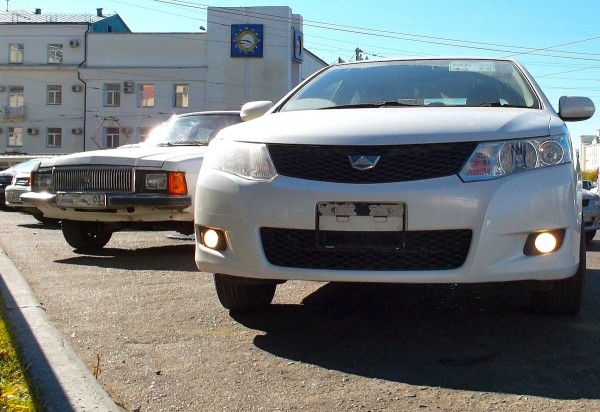 2 Toyota Allion GAZ Volga