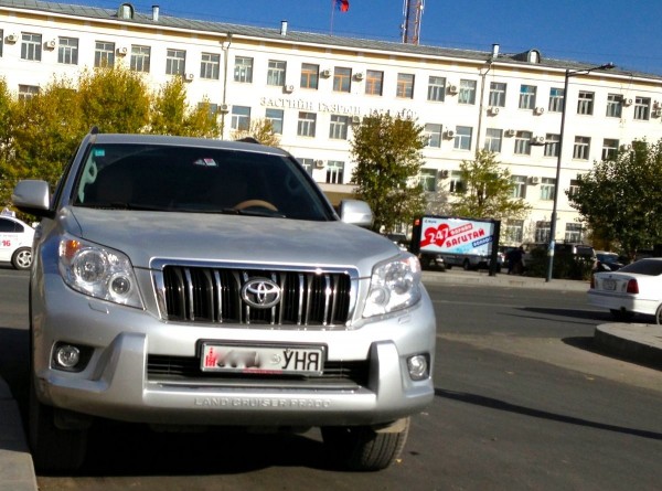 6 Toyota Prado