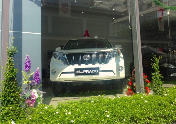 Toyota Showroom Yangon 3