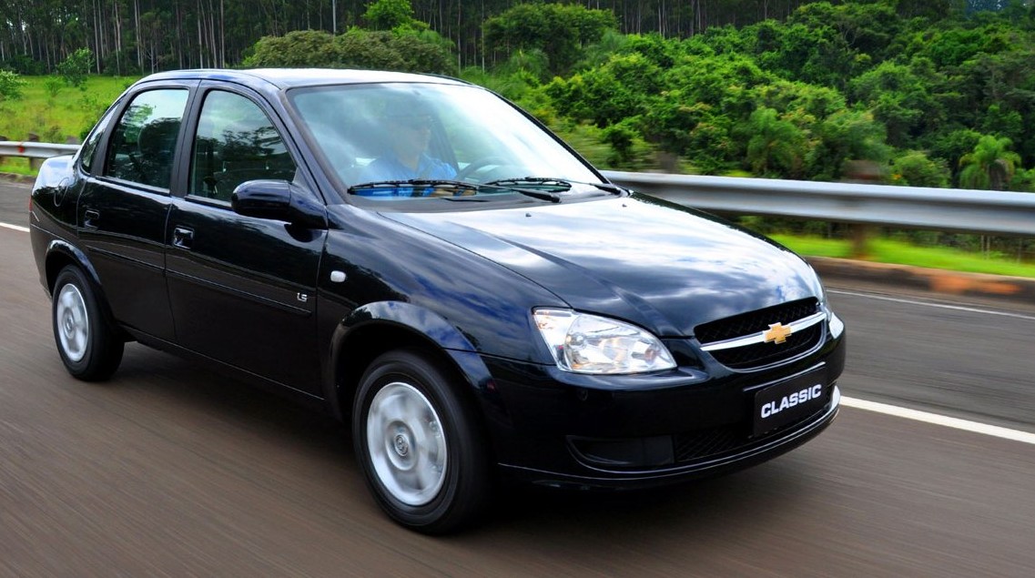 CHEVROLET - CORSA - 2010/2011 - Preta - R$ 31.900,00 - Francar