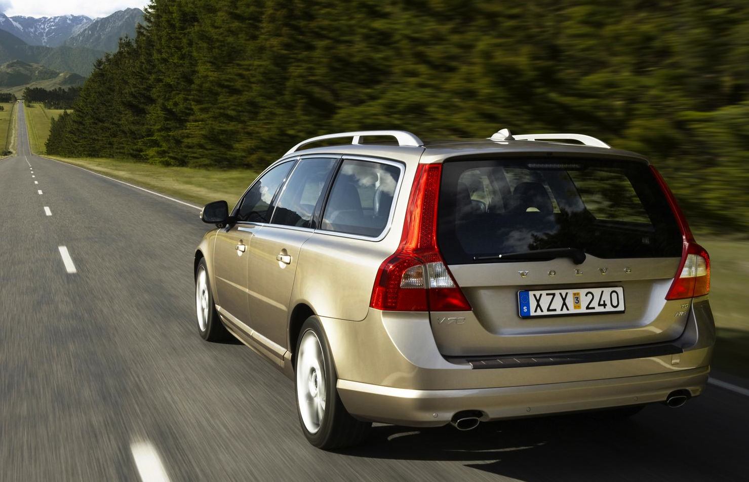 Sweden March 2011: Volvo V70 back on track, 5 Swedes in Top 7 – Best  Selling Cars Blog