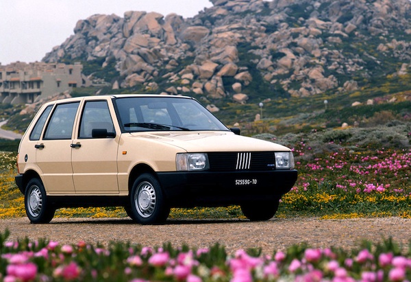 Italy 1988: Fiat Uno leads, Fiat Tipo close to 14% in December
