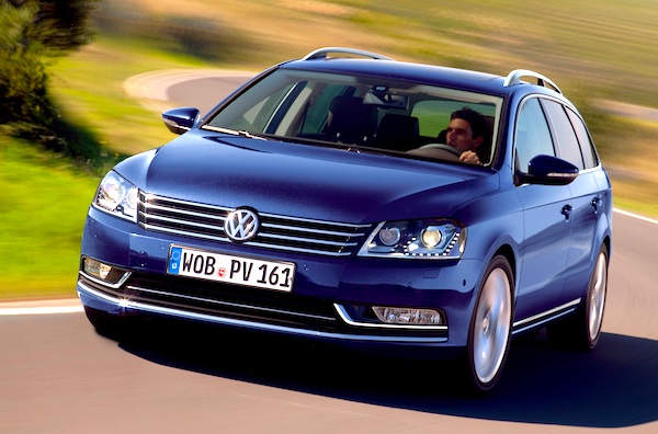 span Terug kijken verwennen Italy Station Wagons September 2011: VW Passat on podium – Best Selling  Cars Blog