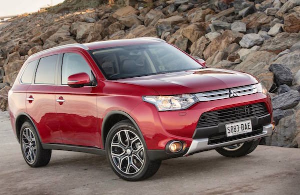 Mitsubishi Outlander. Picture courtesy carshowroom.com.au