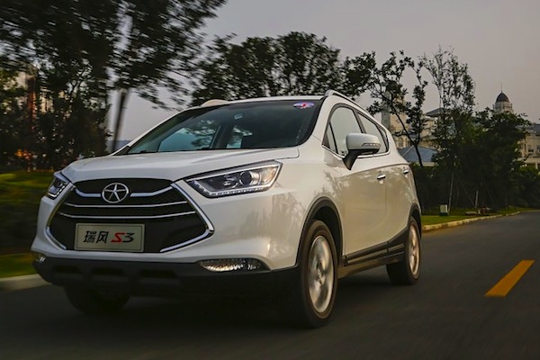 https://bestsellingcarsblog.com/wp-content/uploads/2014/12/JAC-Refine-S3-China-November-2014.-Picture-courtesy-of-auto.sohu_.com_.jpg