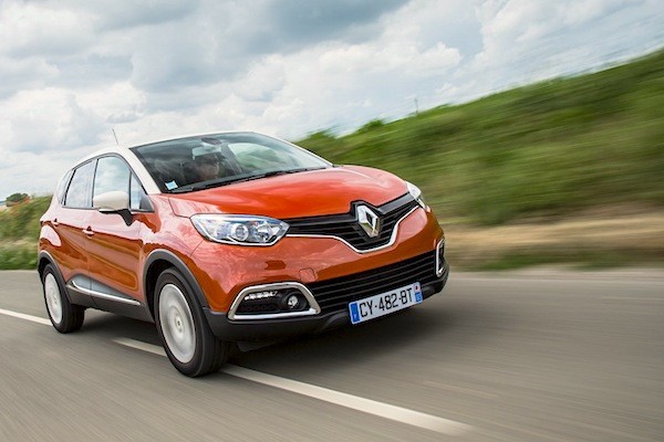 Renault Captur Sweden November 2015. Picture courtesy of largus.fr