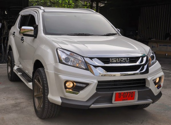 Isuzu MU-X Thailand 2014