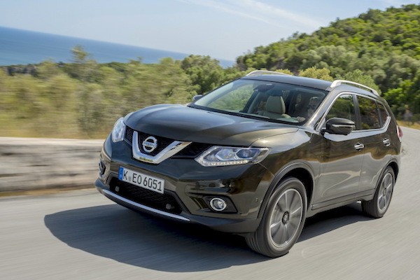 Nissan X-Trail Chile March 2015