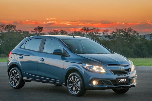 Brazil August 2015: Chevrolet Onix takes the lead for the first time ...