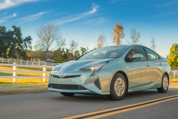 Media Post: The Calming Silence That is The Prius – Best Selling Cars Blog