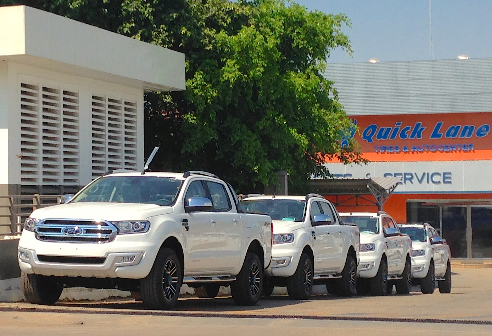 Cambodia Full Year 15 Ford Ranger Leads Outsells Toyota Hilux Best Selling Cars Blog