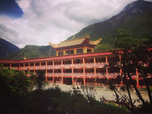 Kangding Jingang Temple